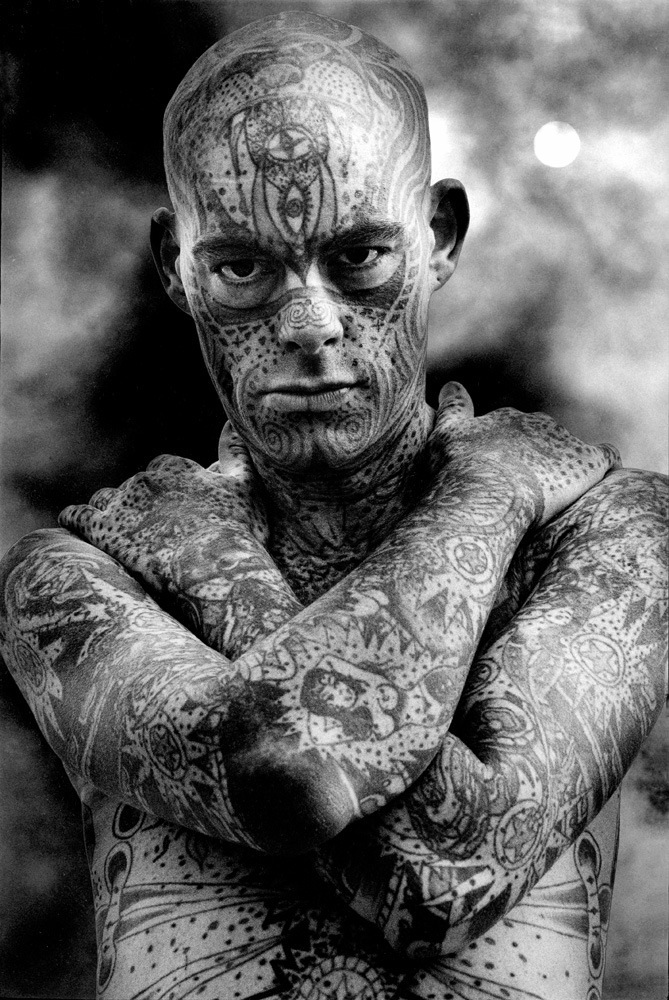 Tattooed Man Michael Wilson, 1992, © Harold Feinstein. Michael was a sideshow performer for 10 tens years before he died in 1996.