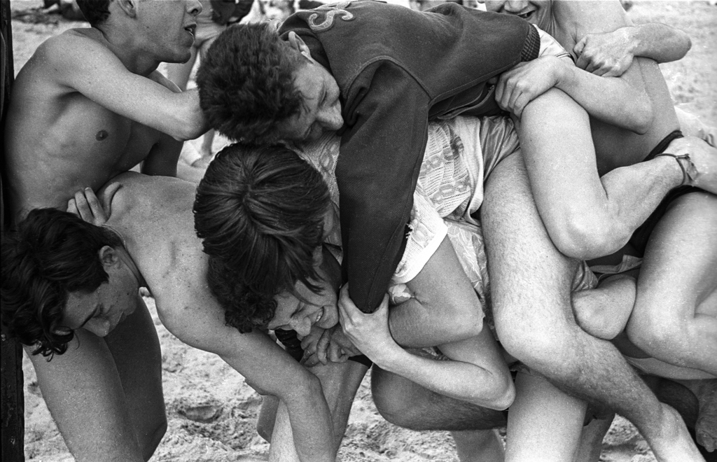 Five man pile-up, Coney Island, 1949
